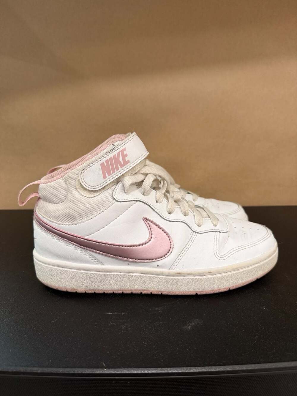 Nike Court Borough Mid 2 GS White Pink Glaze Sneakers CD7782-105 Youth Size 5Y